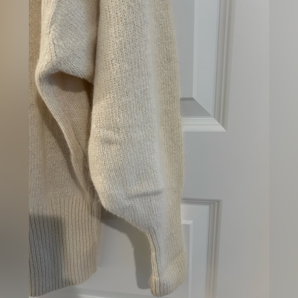 Vintage Silk Angora Turtleneck Sweater Cream Size M - Picture 7 of 14